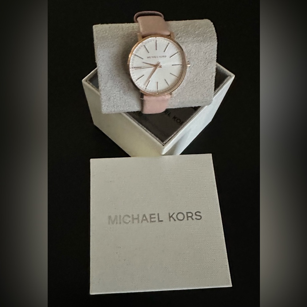 Michael Kors analog ladies watch